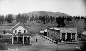 Flagstaff around 1899