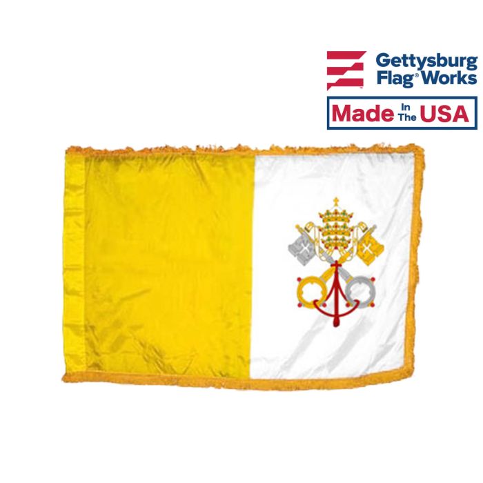 VATICAN INDOOR PAPAL