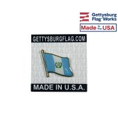 Guatemala (seal design) Lapel Pin (Single Waving Flag)