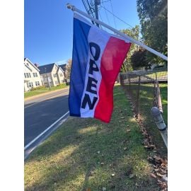 OPEN Flag Set, Vertical